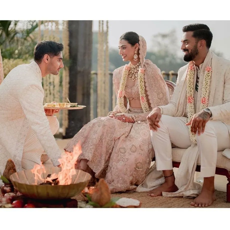 Athiya Shetty and KL Rahul Are Officially Married