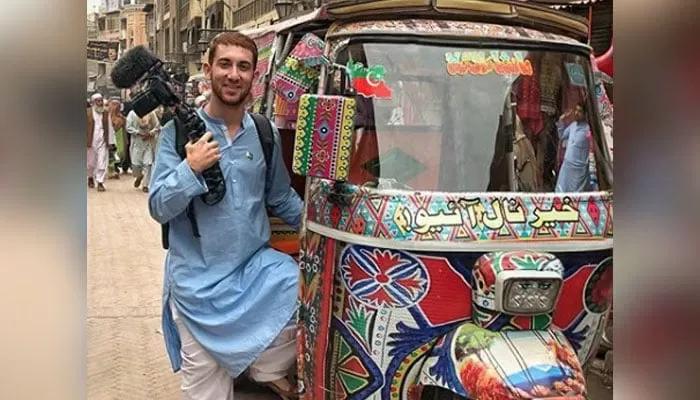 5 foreign vloggers who explored beauty of Pakistan