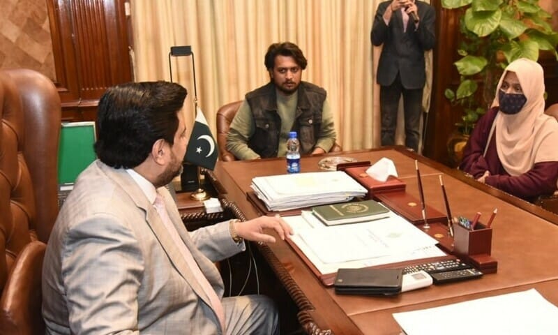 Rising Child Kidnappings Prompt Karachi Police to Issue Advisory