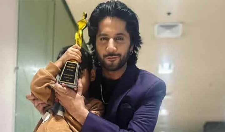 Imran Ashraf Bags Best Host of the Year Award