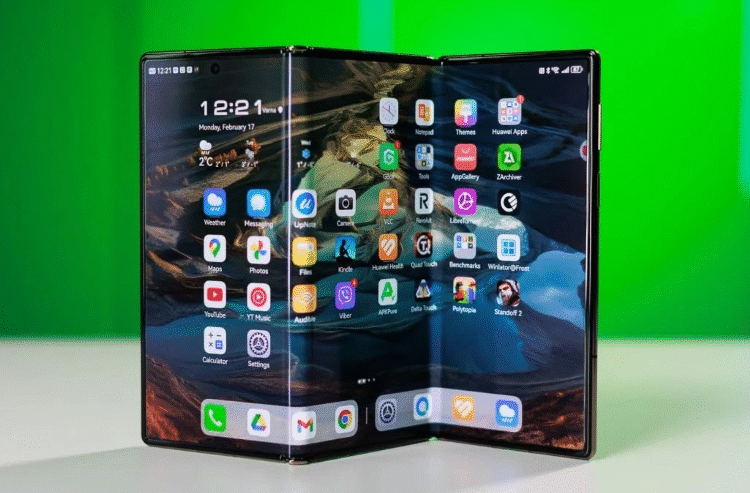 Samsung’s Highly Anticipated Tri-Fold Phone Could See Global Launch Soon
