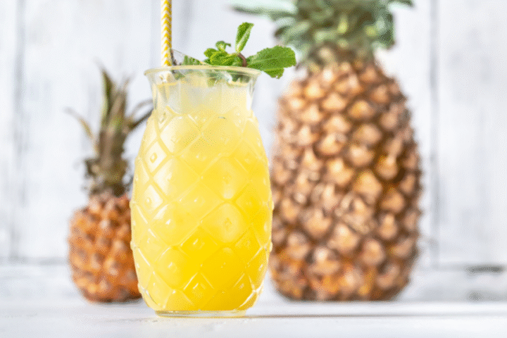Pineapple Juice Eases Digestion and Relieves Bowel Discomfort