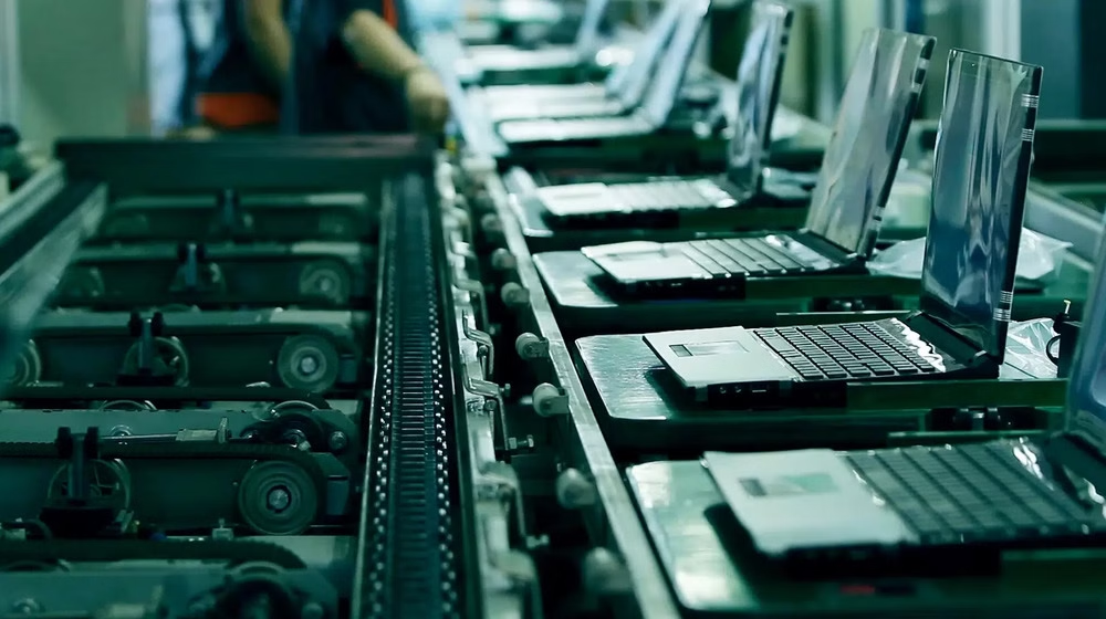 Pakistan “Launches” Its First Google Chromebook Assembly Line