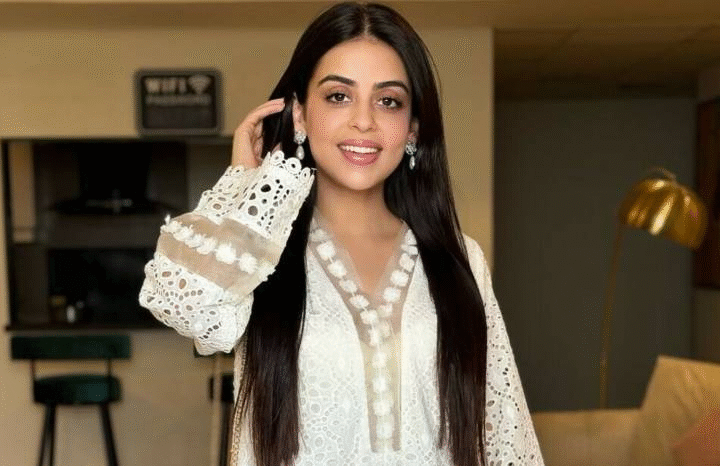 Yashma Gill Sends Heartfelt Birthday Wishes to Momin Ali Munshi