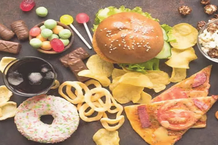 Study Finds Link Between Ultra-Processed Foods and Higher Risk of Pre-Diabetes in Young Adults