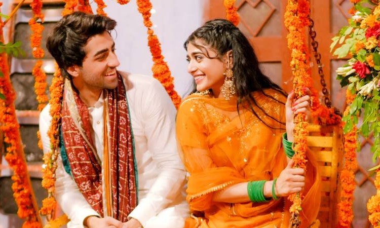 Sehar Khan Gets Emotional as Countdown for ‘Pakeeza’ Premiere Begins