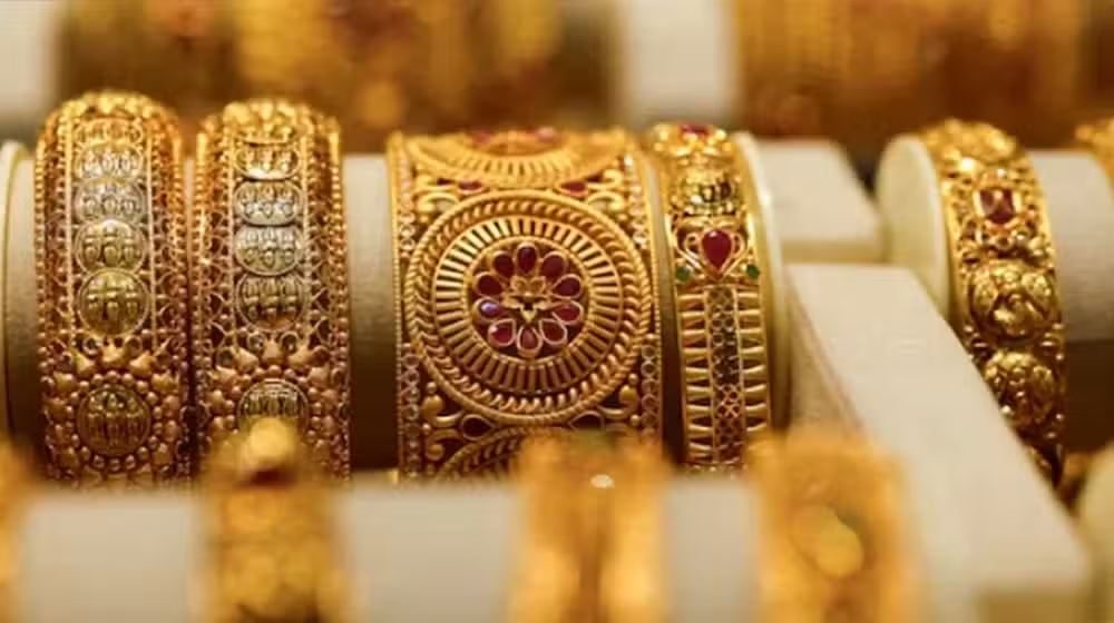Gold Prices Hold Steady at Rs. 4.9 Lac in Pakistan After Minor Increase