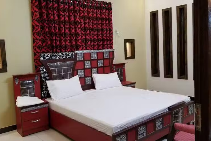 Karachi Plans New Tax on Airbnb Properties, Guest Houses and Hospitality Businesses