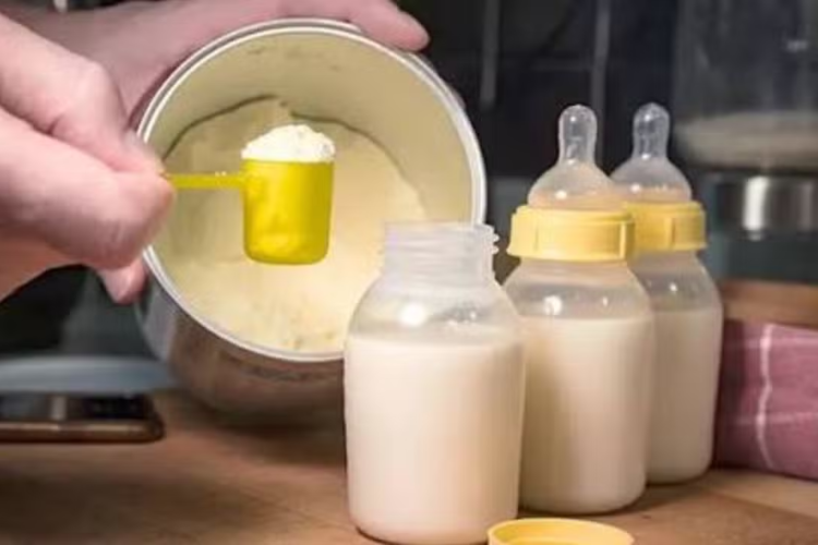Sindh Launches Crackdown on Infant Formula Promotion During World Breastfeeding Week