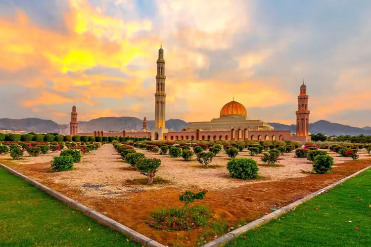 Oman Considers Easing Restrictions on Skilled Workers From Punjab